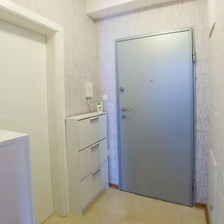Lemon Apartment